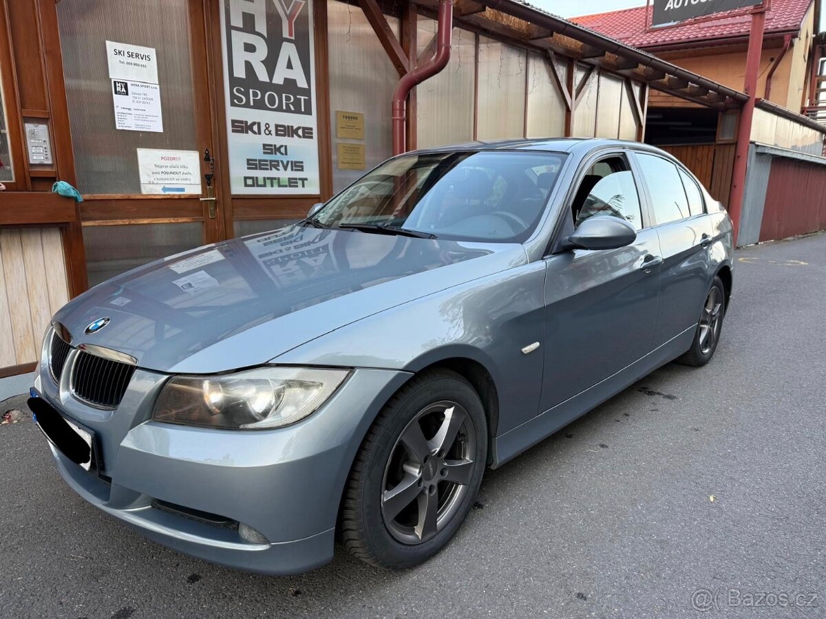 BMW 316i E90