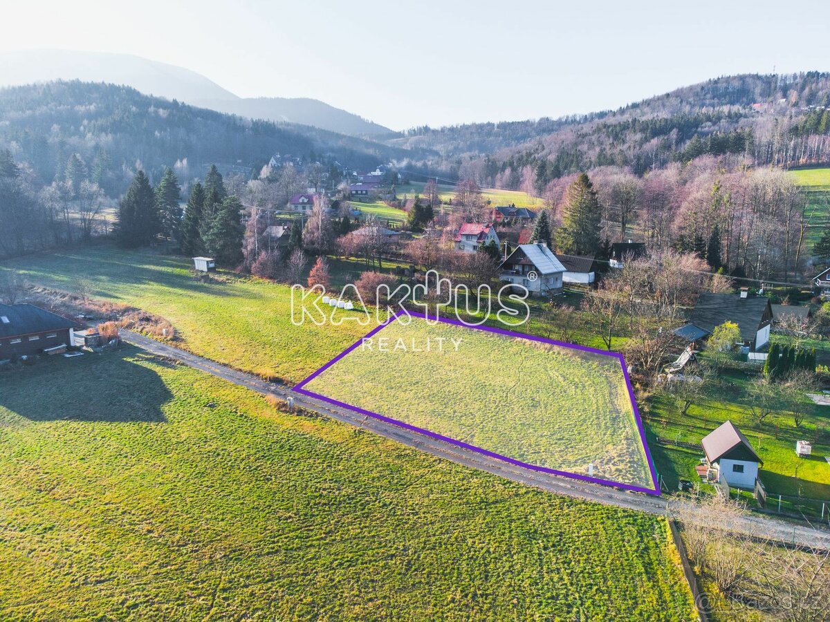 Prodej pozemku k výstavbě RD [1608 m2], Ostravice 1, okres F