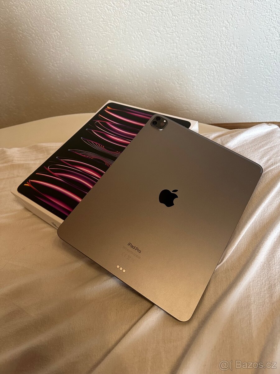 iPad Pro 12,9 Wi-Fi 256GB, Šedá + Apple Keyboard & Pencil