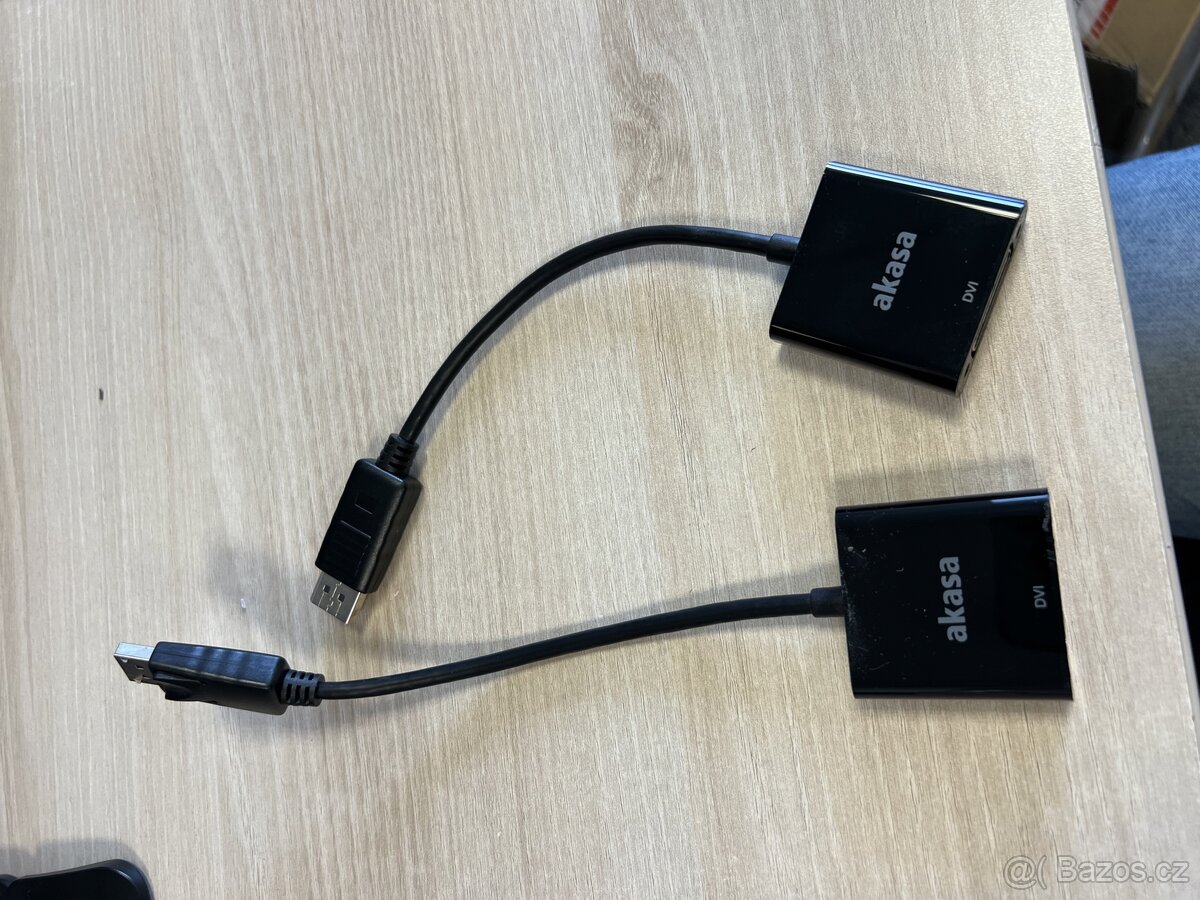 Redukce AKASA DisplayPort na DVI