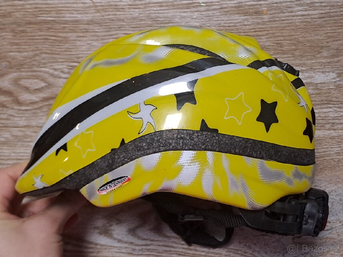 Cyklistická helma  KED