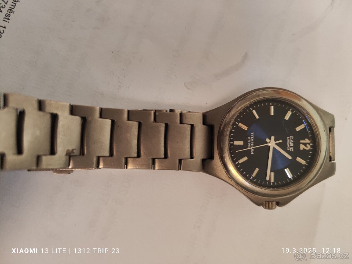 Pánské náramkové hodinky Casio Titanium