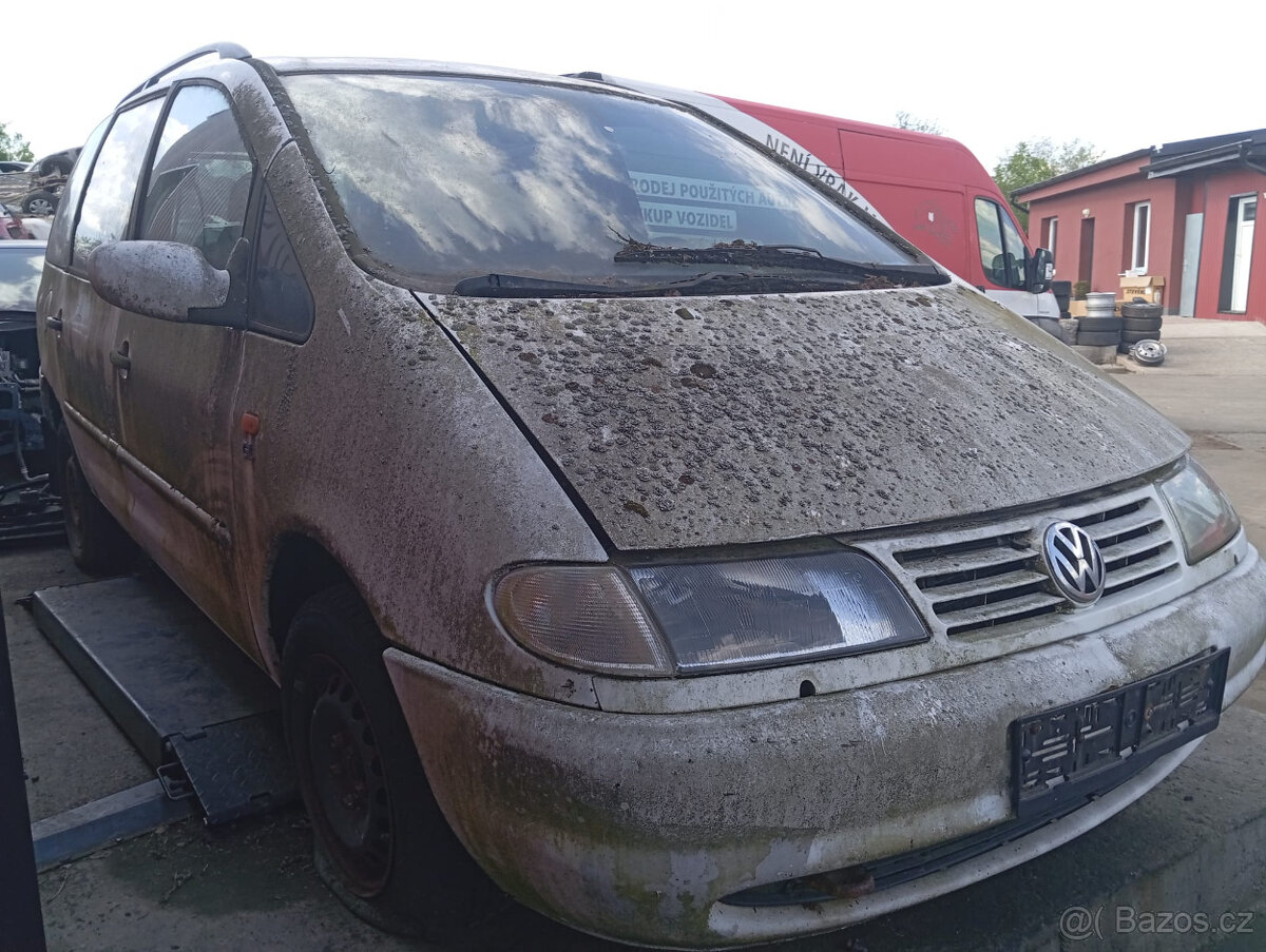 Volkswagen Sharan 1.9TDI r.v. 1997 AHU 66kw(4516)