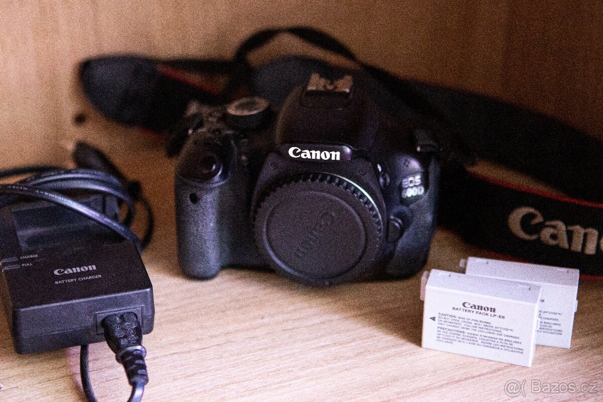 Canon EOS 600D + objektivy + blesk + příslušenství