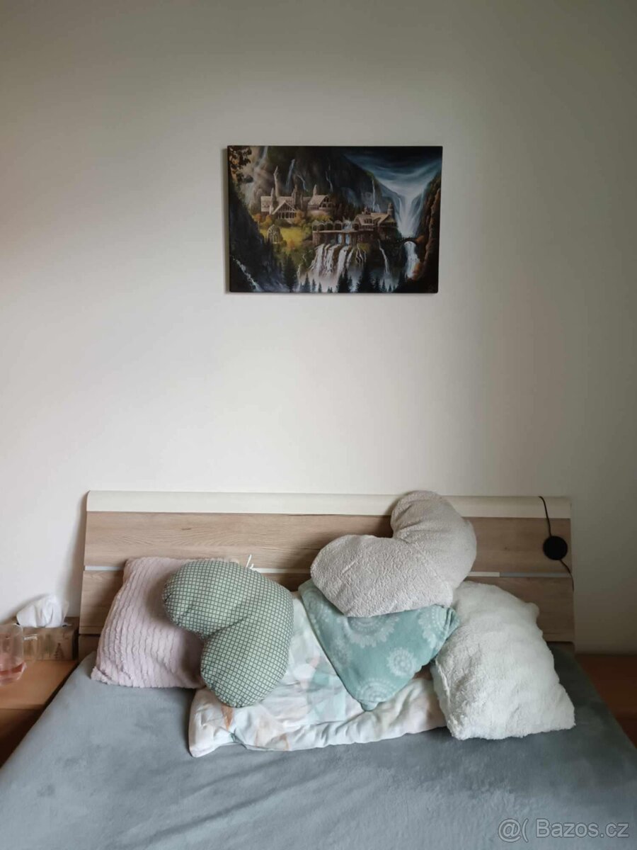 Skříň a postel