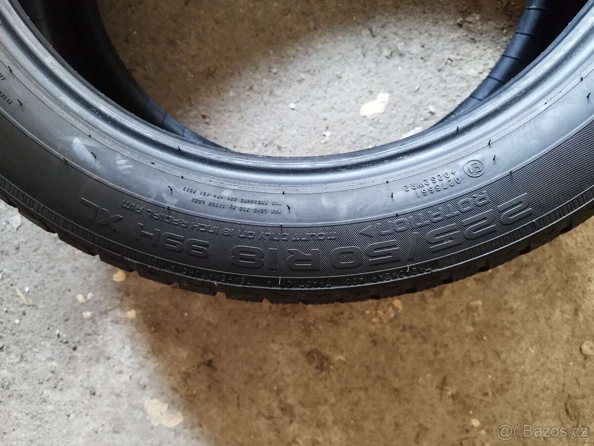 Prodám zimní pneumatiky NOKIAN 225/50 R18 99H XL