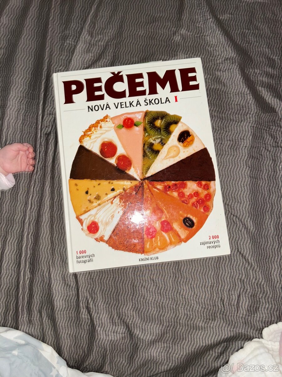 Kniha Pečeme