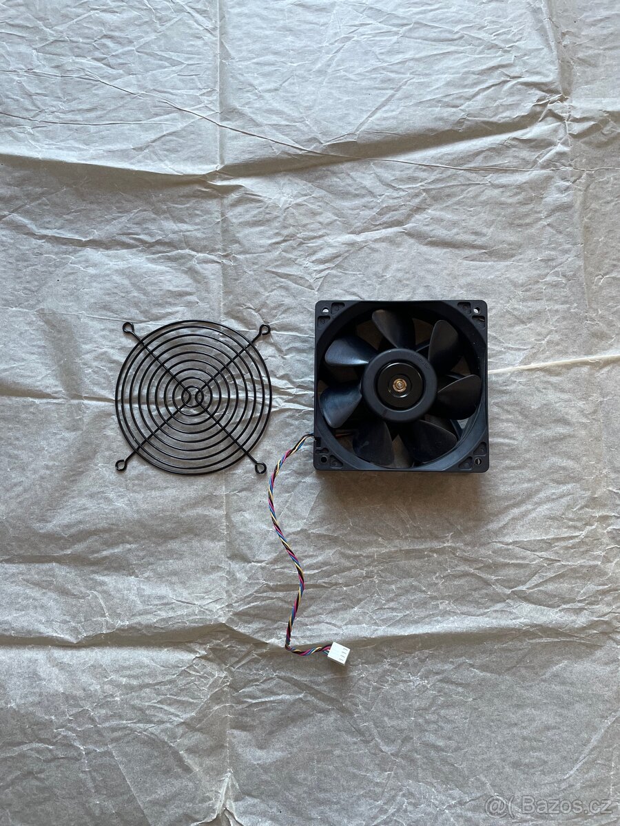 Ventilátor/větrák Delta QFR1212GHE – 120mm / 12V / 2.7A