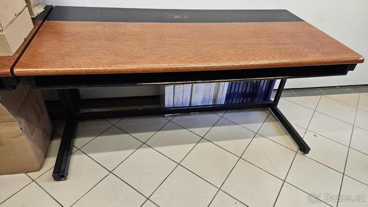 prodám kancelářský nábytek NOBILI -Šéf