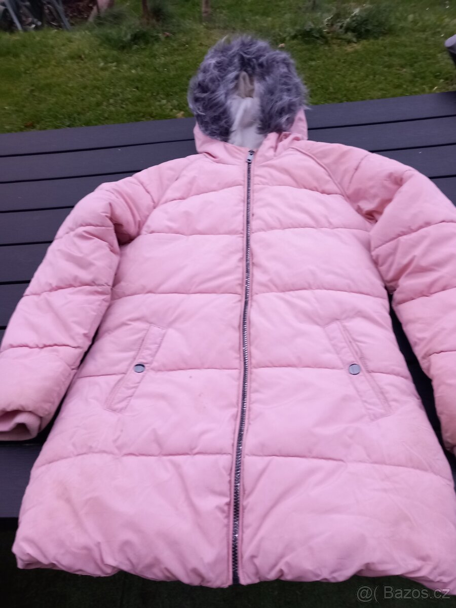 Dívčí bundu