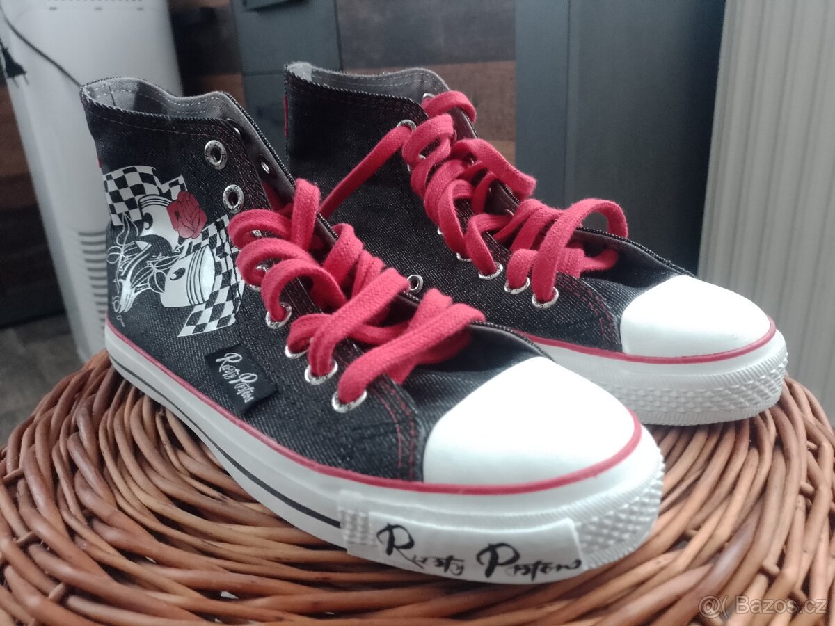 Kecky Rusty Pistons vel. 37