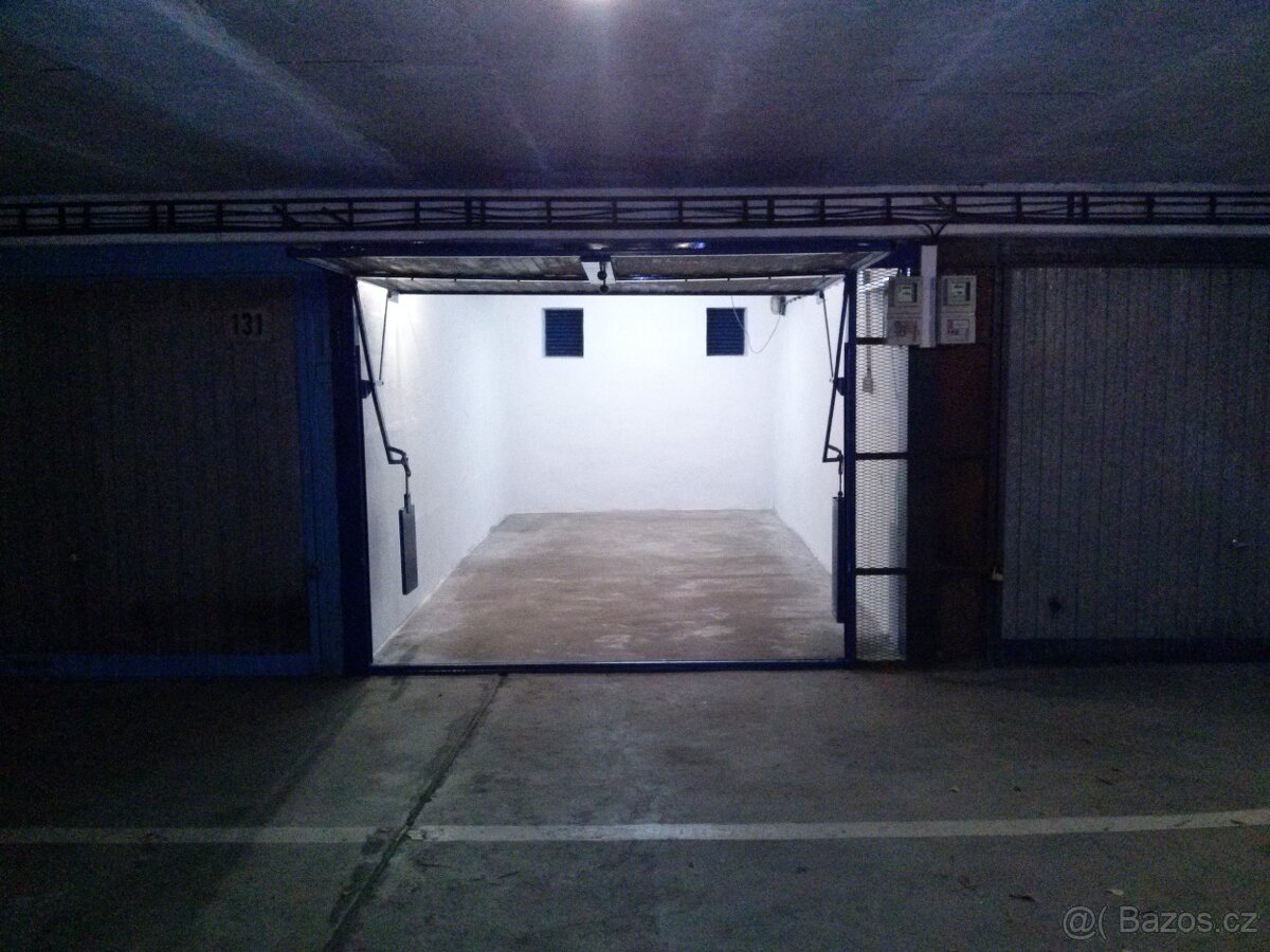 Pronajmu garáž