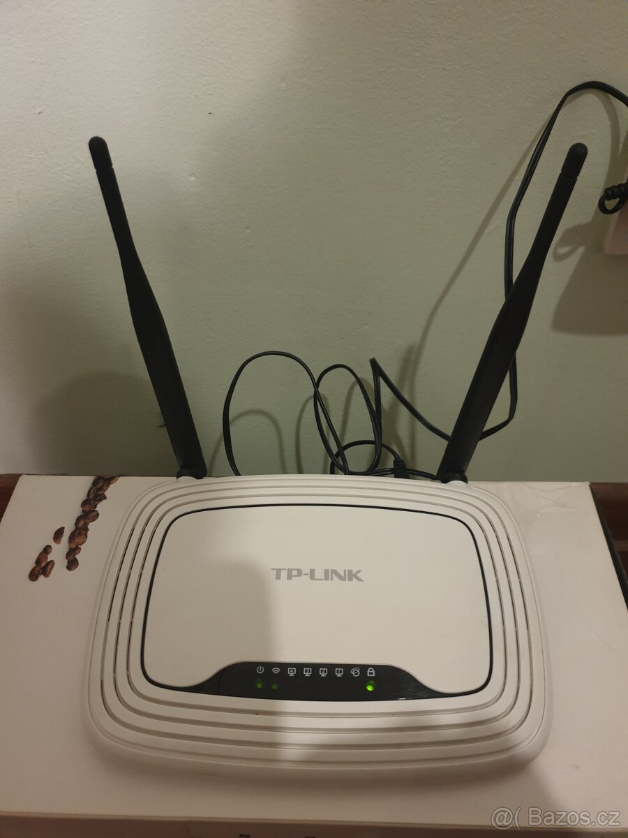 Wi-Fi router TP-Link (TL-WR841N)