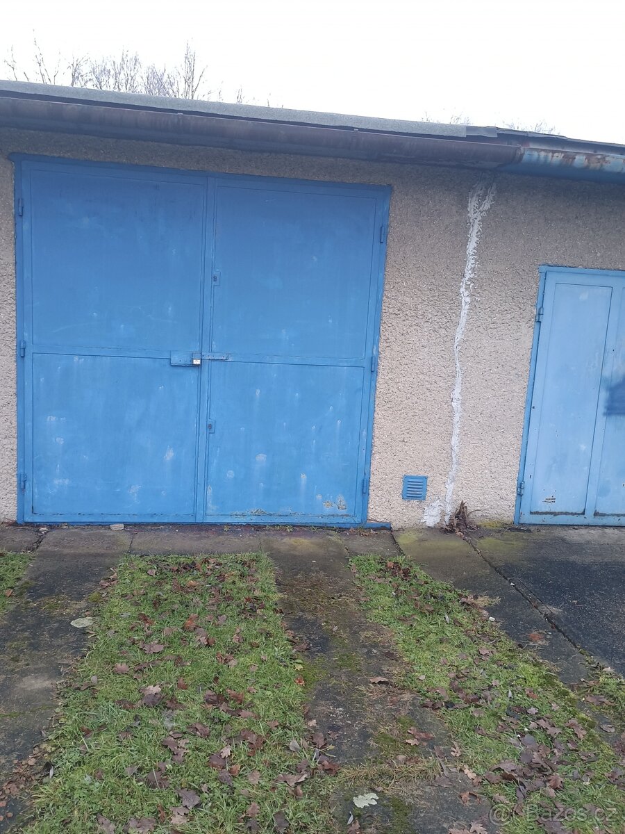 Velká garáž v Karviné 6