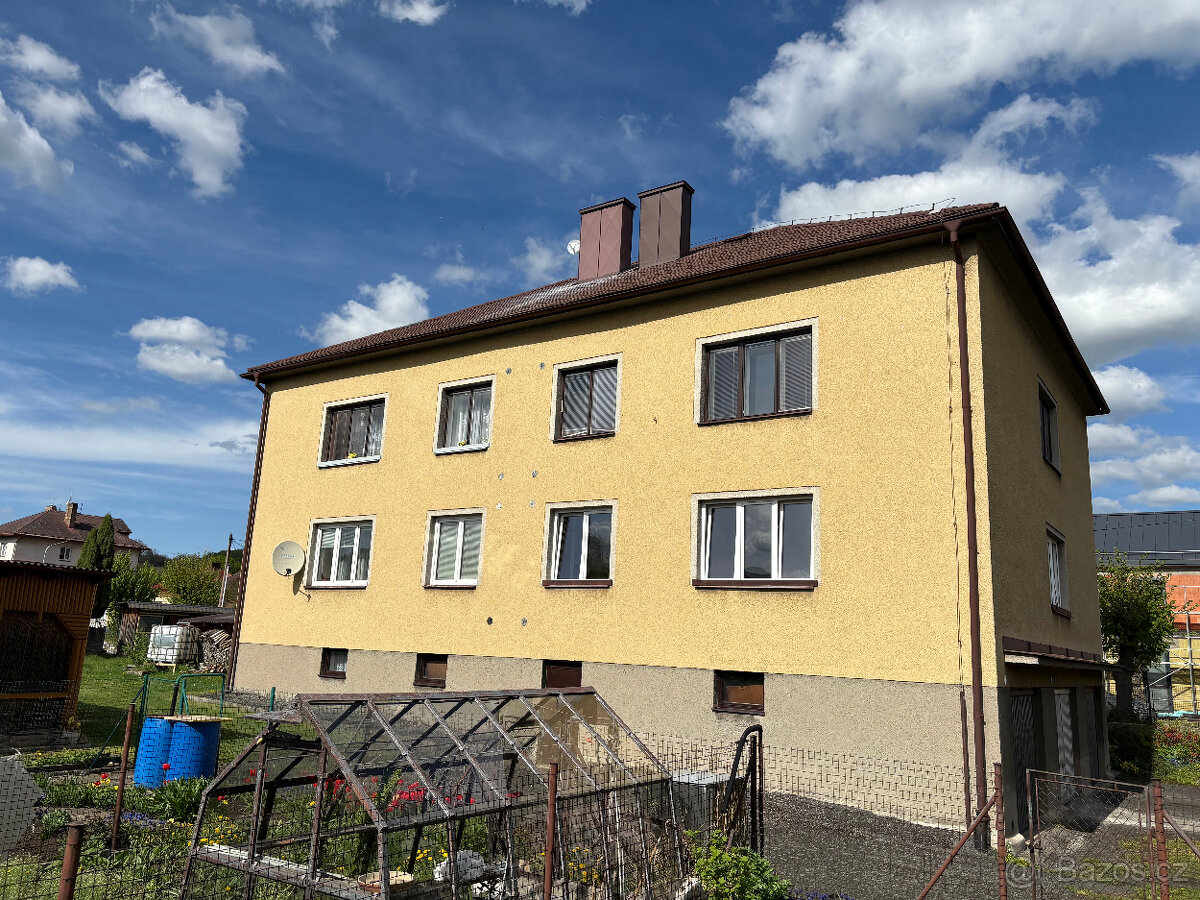 Byt 3+1 s garáží a zahradou v Sušici
