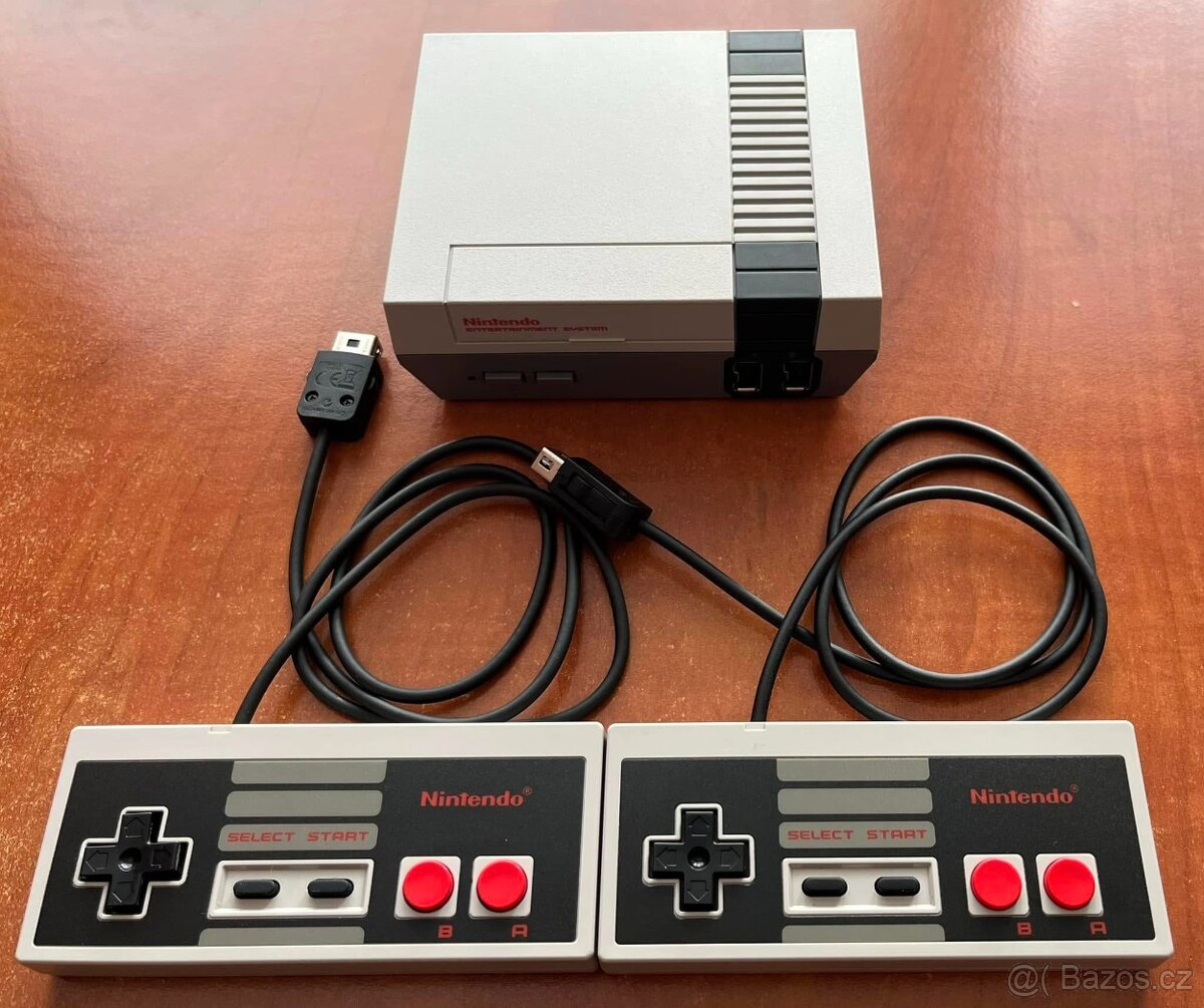 Nintendo ENTERTAINMENT SYSTEM / NES mini