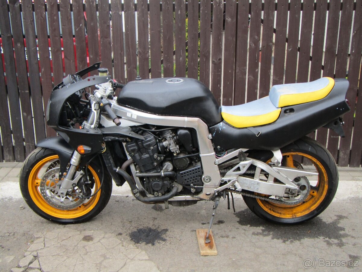 suzuki gsx-r 750w