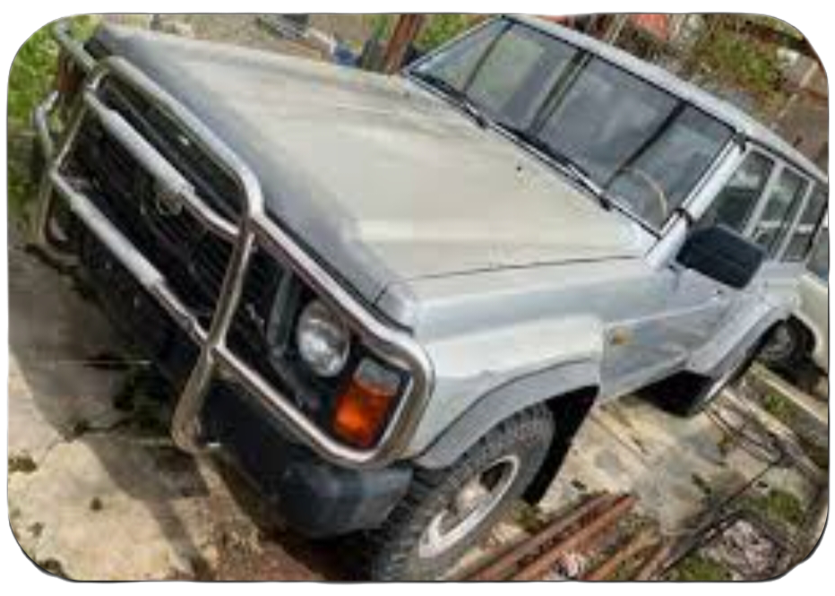 Pouze volat.  Náhradní díly Nissan Patrol y60 r.v. 1992
