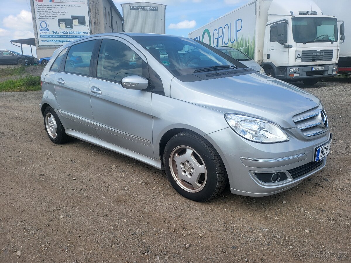 Mercedes Benz B 200D,103kw,najeto 160tis km