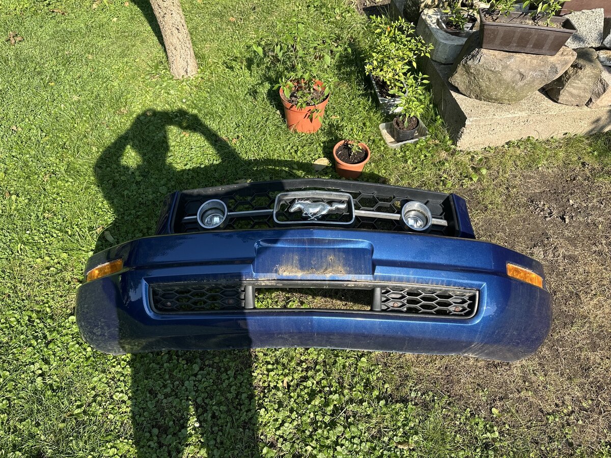 Přední nárazník Ford Mustang originál