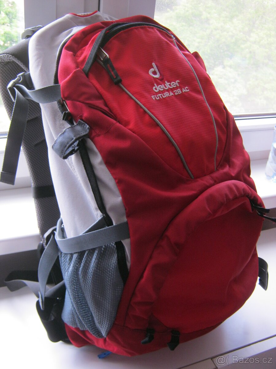 Turistický batoh Deuter Futura 28 AC