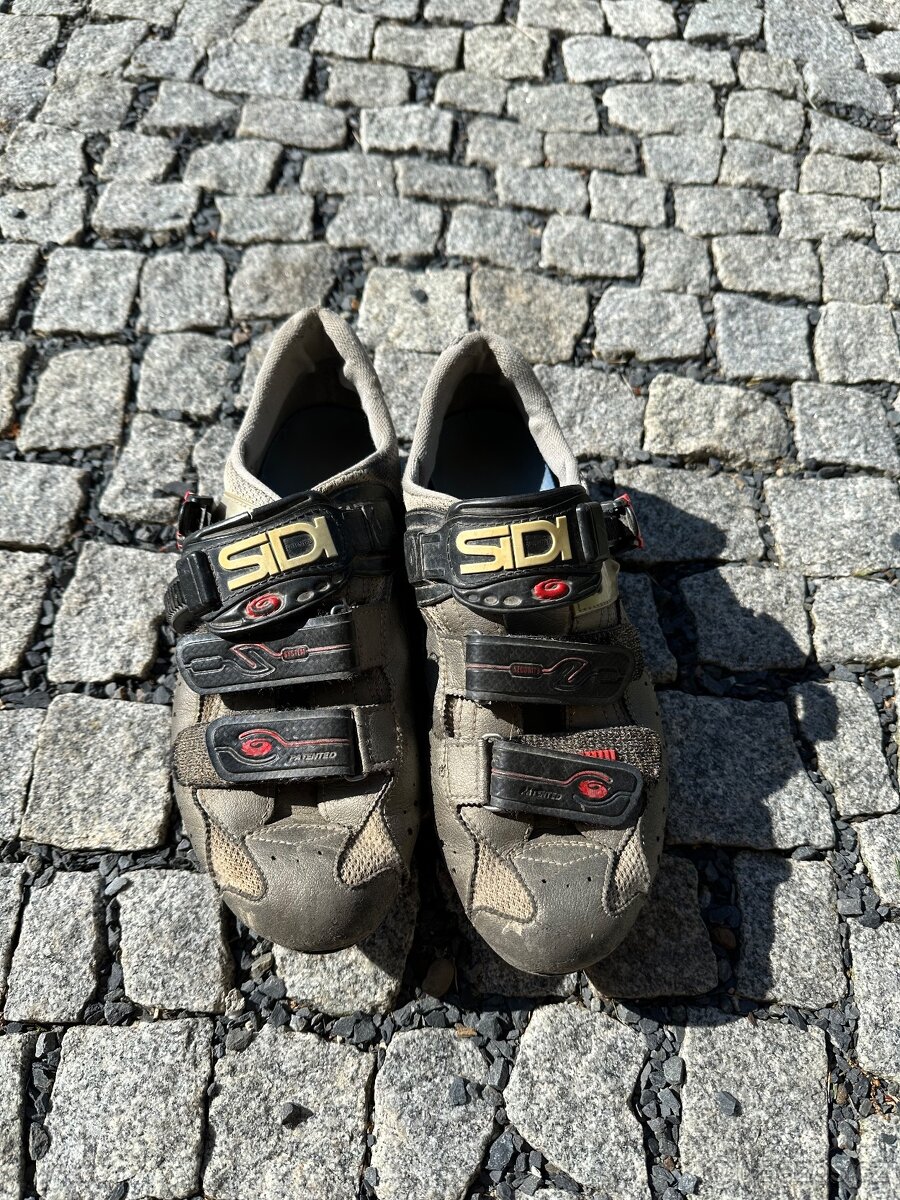 MTB tretry SIDI velikost 42