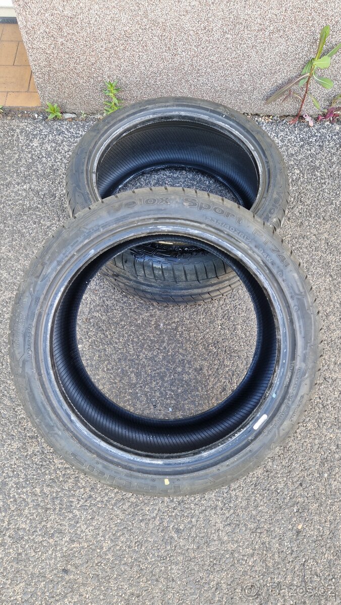 Letní pneu 235/40/17 Petlas Velox Sport PT741 2ks