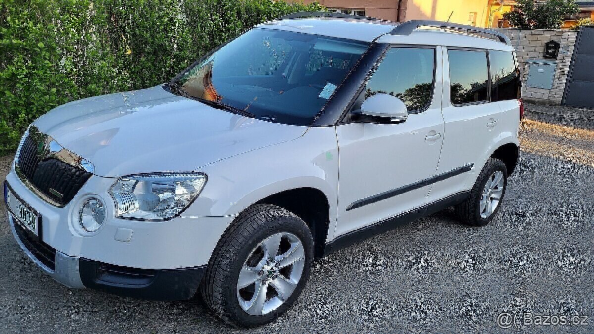 Škoda Yeti 1.6 tdi Greenline,navi,park senzory,nova baterie
