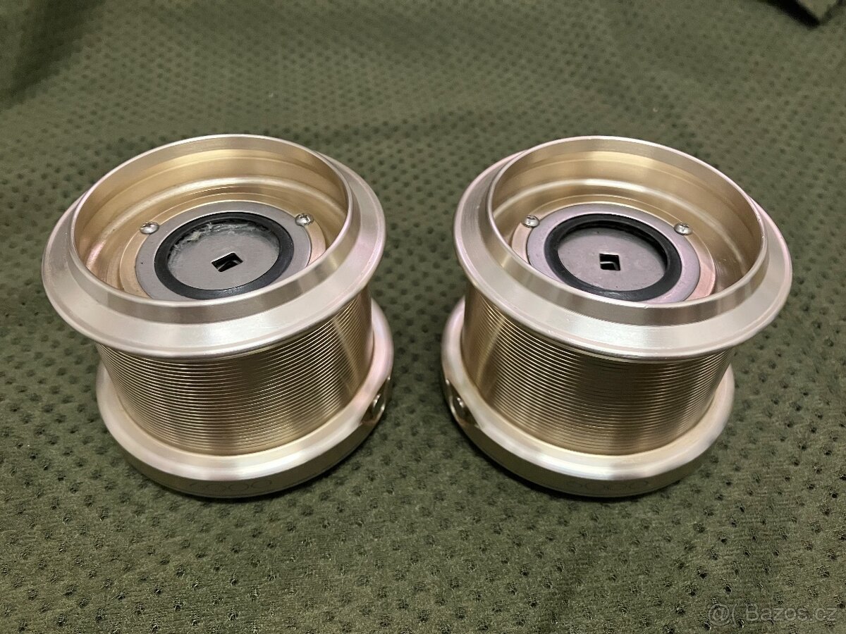 2 cívky Shimano Ultegra XSA 6000