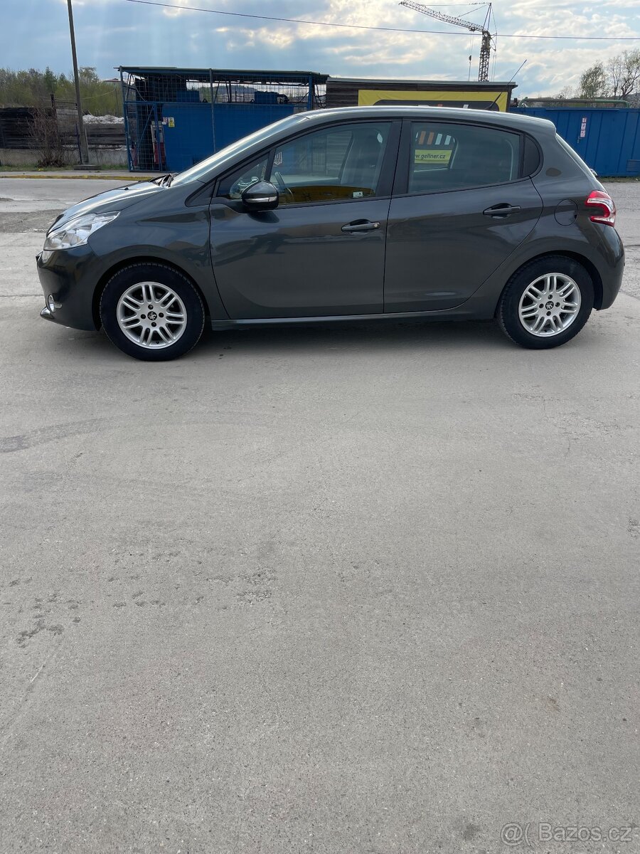 Peugeot 208 1.4 hdi