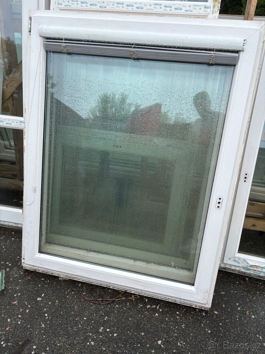 Okna PVC starší 1170x1460MM, starší, bílá barva