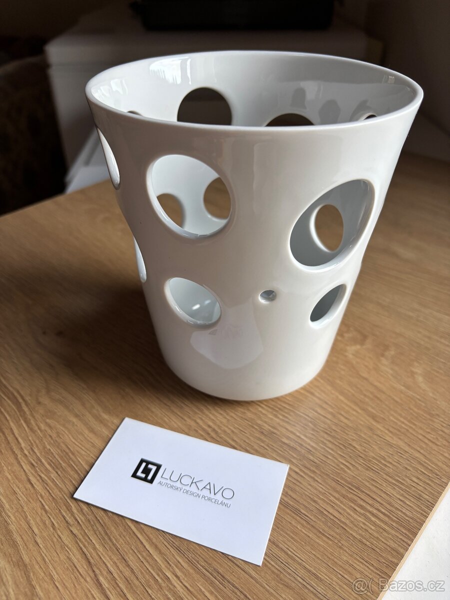 OBAL NA KVĚTINÁČE