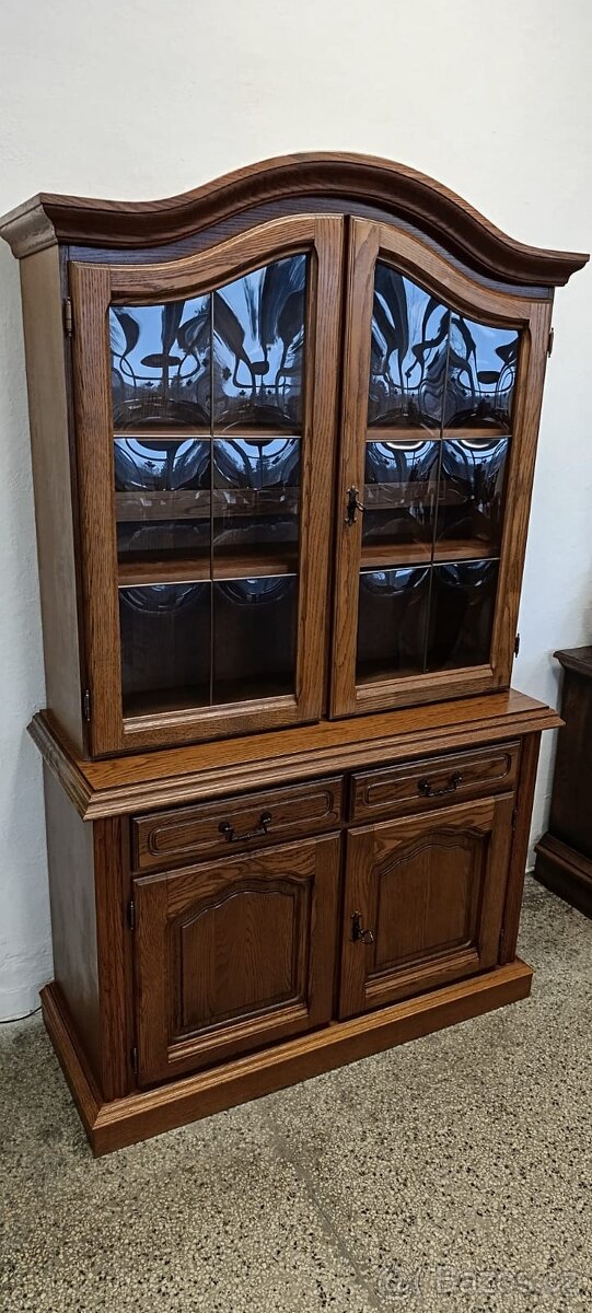 Rustikální příborník / kredenc, nábytek z masívu