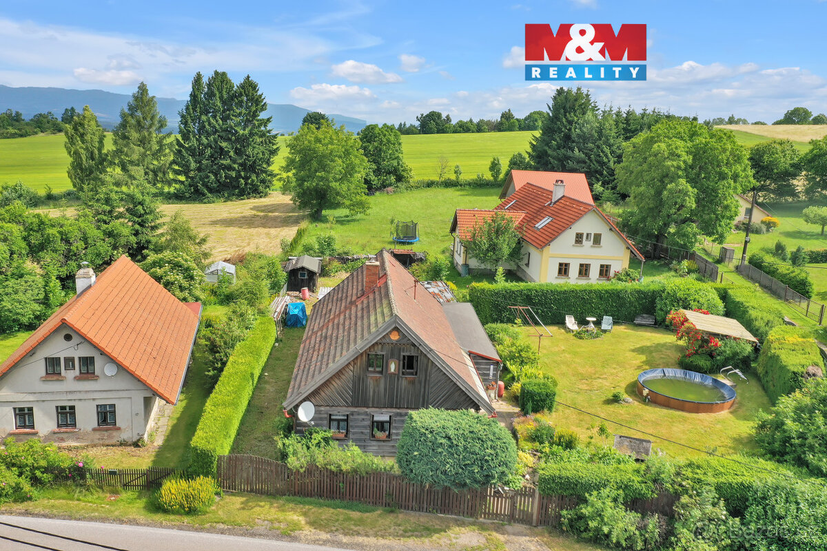 Prodej rodinného domu, 200 m², Třebihošť, Zvičina