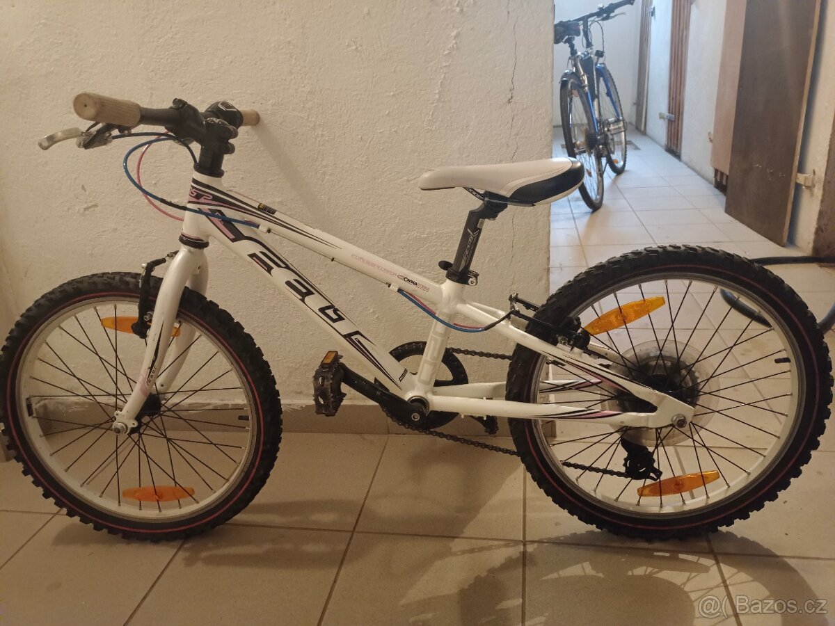 Dětské kolo Felt 20