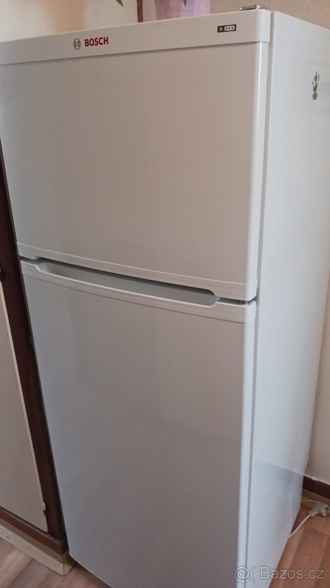 lednice s mrazákem