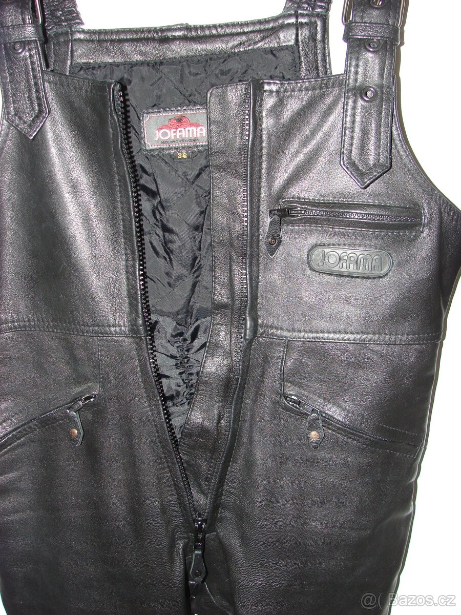 Motobundy, kožené motokalhoty, Helma MT, Přilba Cox, Brno