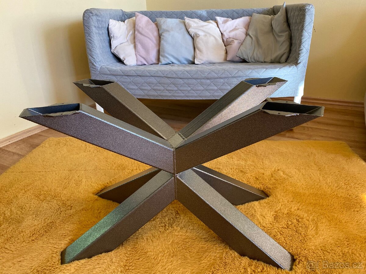 Konferenční stolek