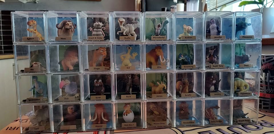 Sběratelské figurky doba ledová 2010