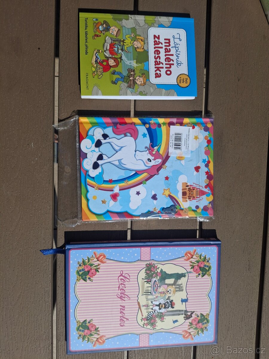 Tři nepoužité notýsky / zápisníky