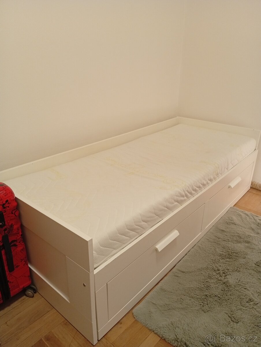 Souprava postel, stůl, knihovna