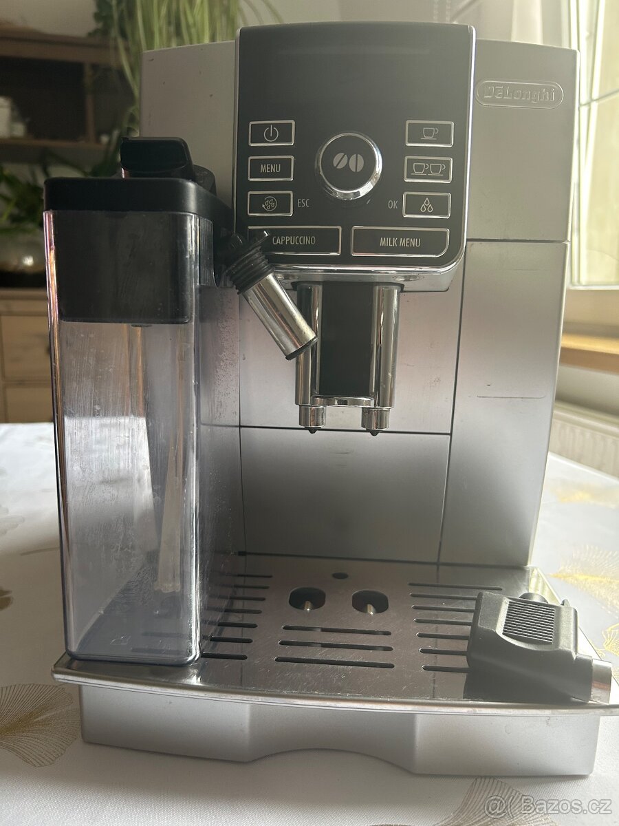 Kávovar DeLonghi