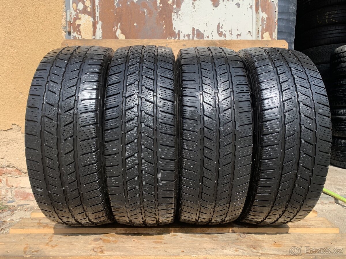 4ks 215/65/16C Continental/2020/109-107R