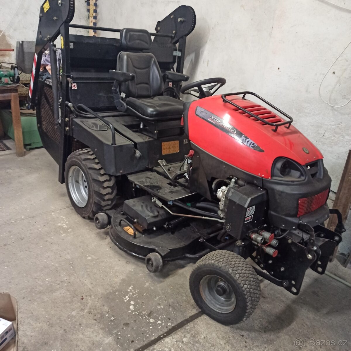 Zahradní traktor
