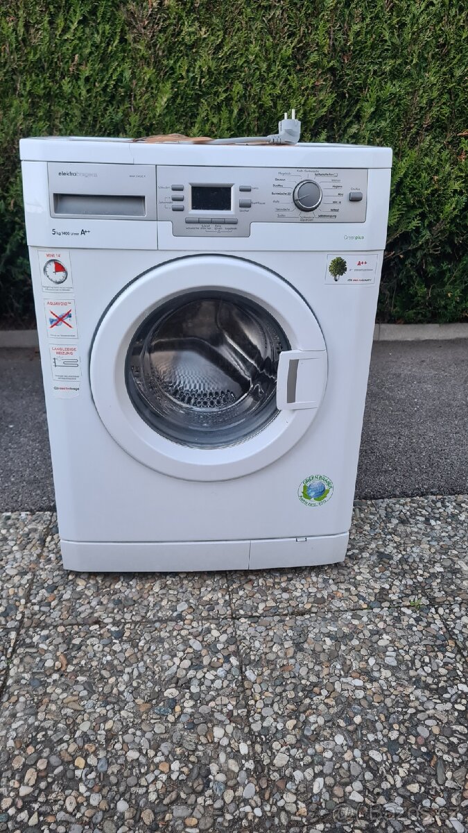 Automaticka pracka Elektra-Bregenz.