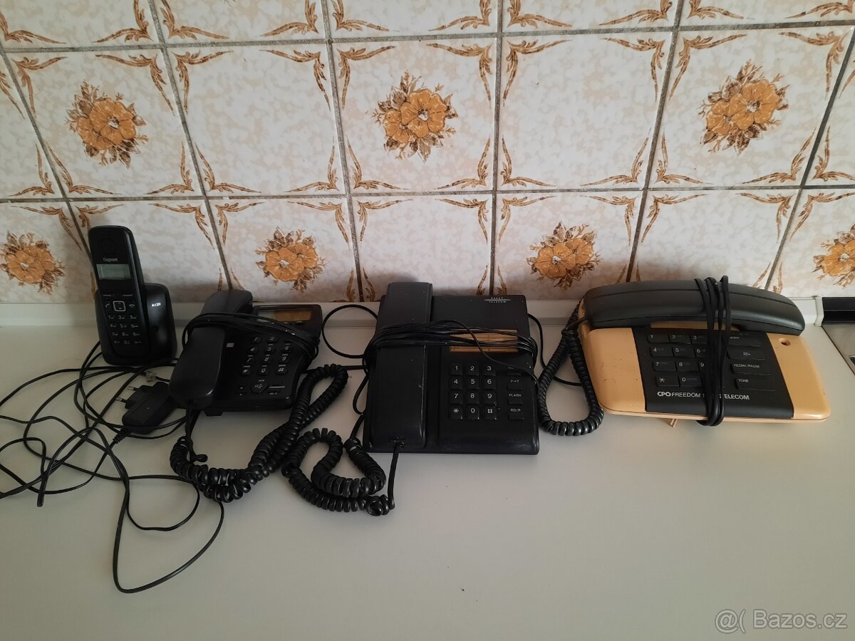 Analogové tel.-odpojeno,vše funkční,stolní,závěsné,přenosná