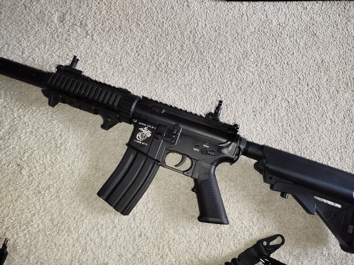 Airsoft útočná puška