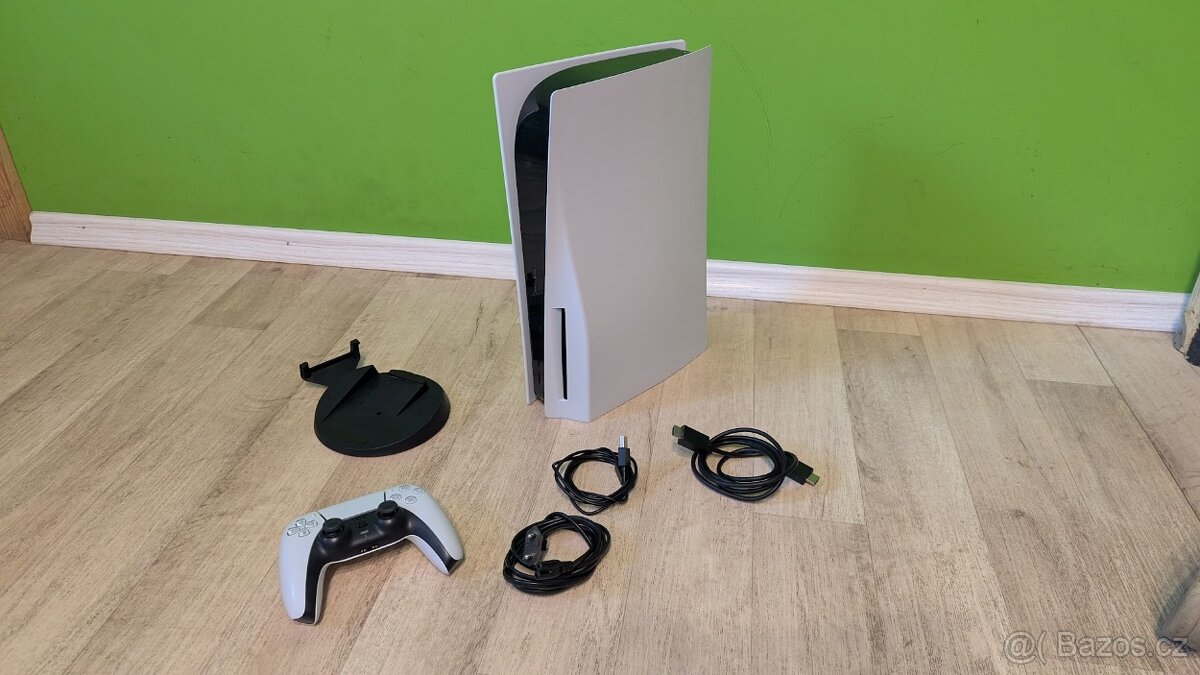 PS5 PlayStation 5 - s mechanikou