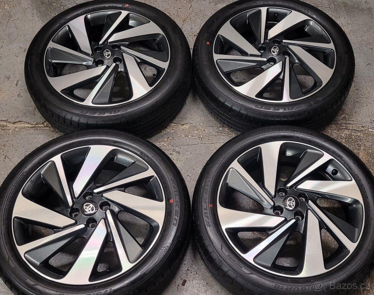 TOYOTA Aygo X, 18' alu disky, letní set, nové