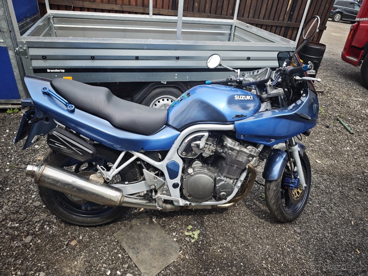 suzuki bandit 600S